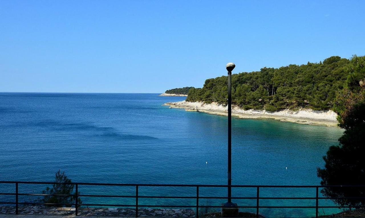 • Lungomare Beach Apartment Pula • Exterior photo