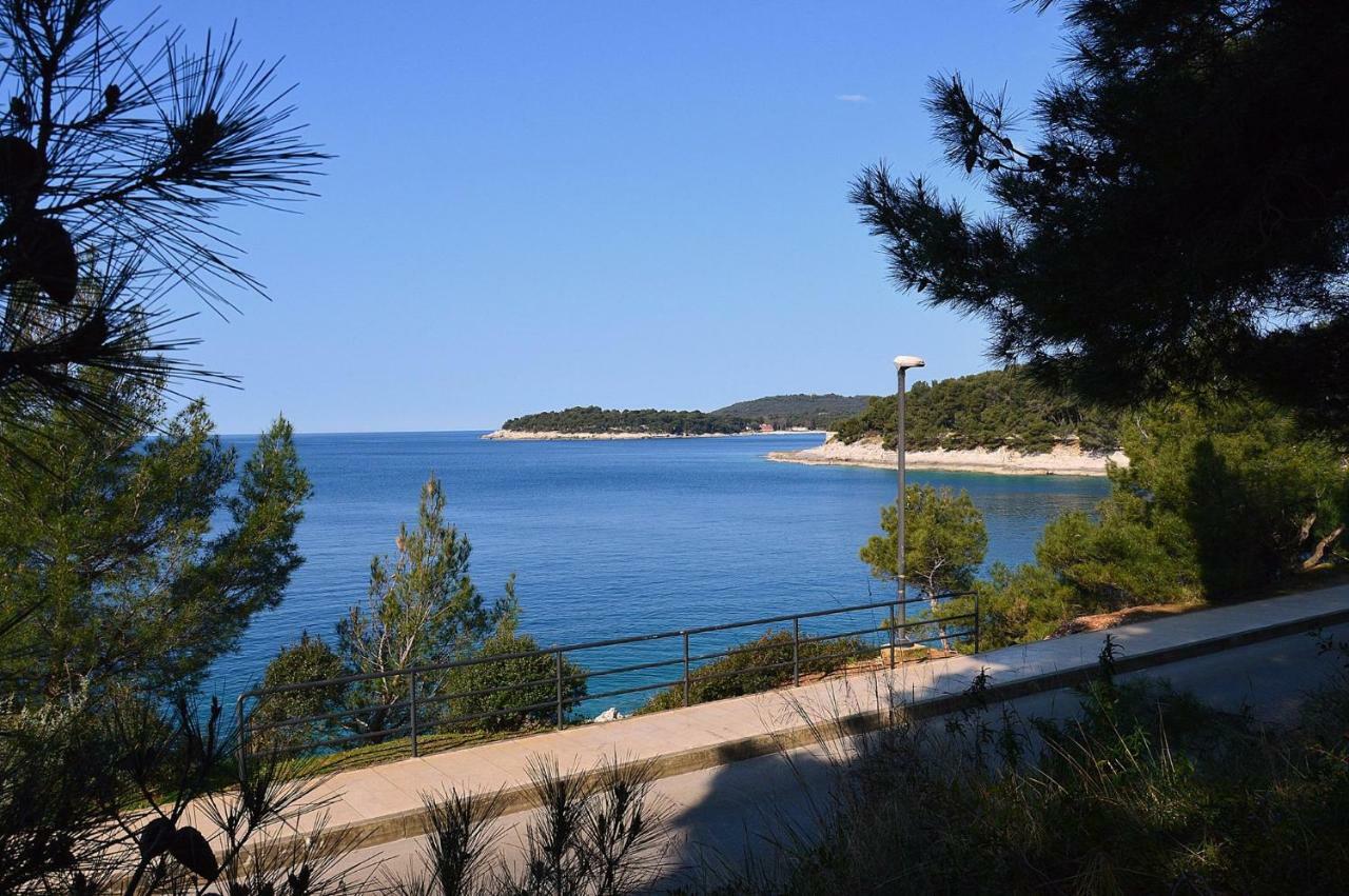 • Lungomare Beach Apartment Pula • Exterior photo